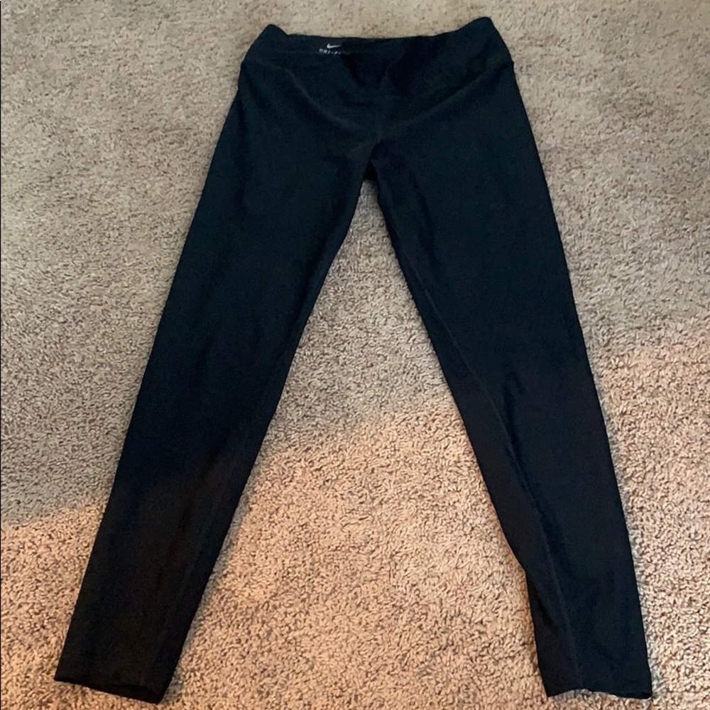 Black nike workout leggings